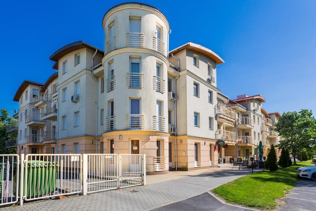 Aqua Wellness Apartments Hajdúszoboszló Екстериор снимка