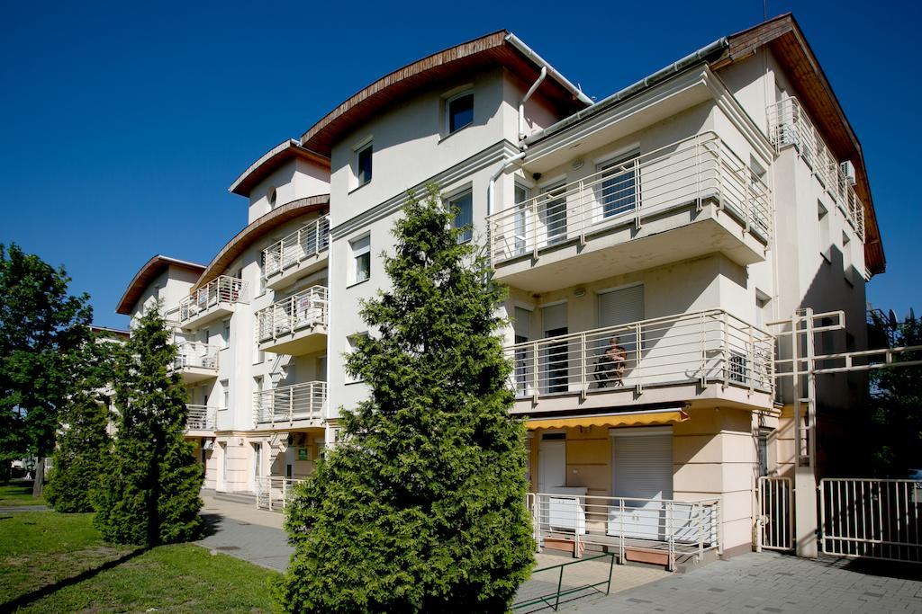 Aqua Wellness Apartments Hajdúszoboszló Екстериор снимка